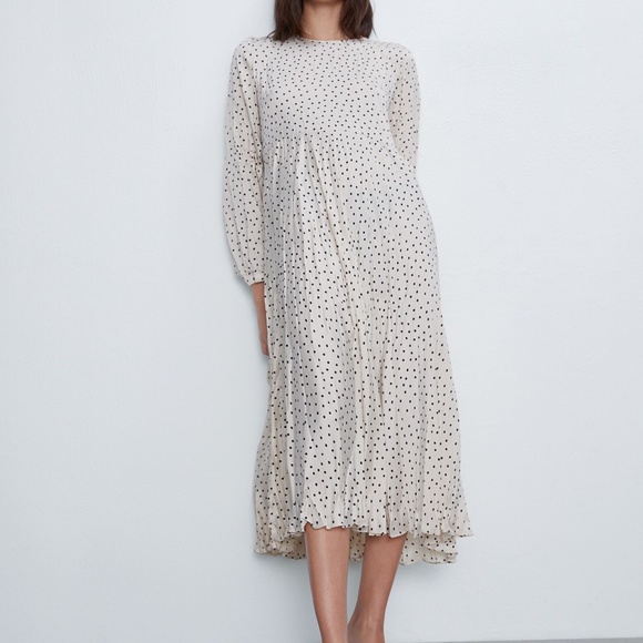 NWT Zara Ecru Wrinkle Looks Dress - Picture 10 of 16
